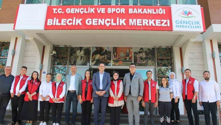 Yapımı tamamlanmak üzere olan Gençlik Merkezi inşaatında inceleme