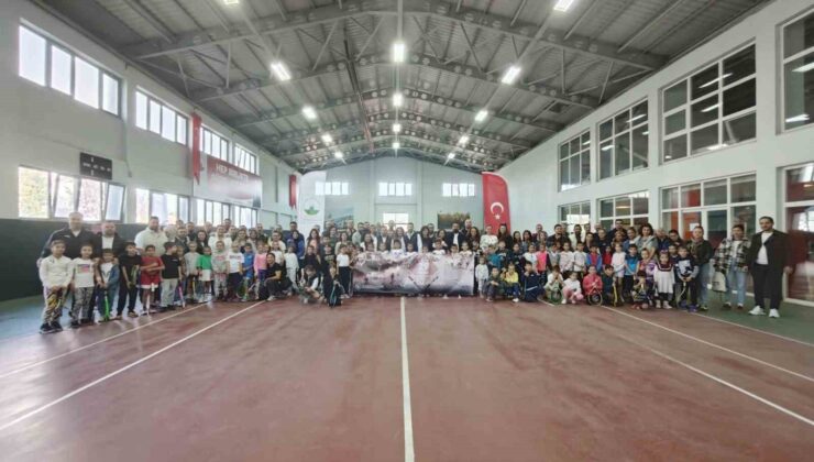 29 Ekim Cumhuriyet Kupası Tenis Turnuvası başladı