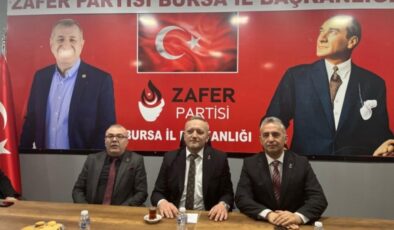 Zafer Partisi Bursa’dan “Kitaplar Bizden Çalışması Sizden” Kampanyası!