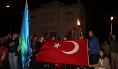 Siz Bölücübaşı Öcalan’ı Yanınıza Alın Biz de Yüce Türk Milletini Alalım!