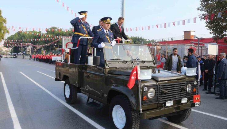 Balıkesir’de Cumhuriyet Coşkusu