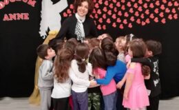 Bilecik’in sevilen ’Müdür Teyzesi’ emekli  oldu