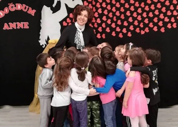 Bilecik’in sevilen ’Müdür Teyzesi’ emekli  oldu