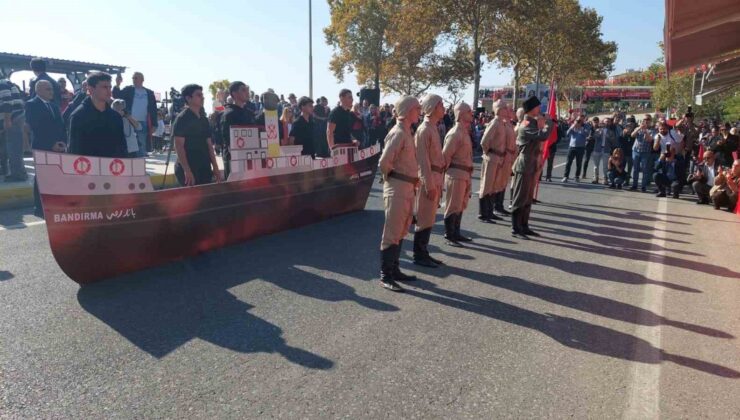 Cumhuriyet’in 101. yılı kutlamalarında Jandarma ve polis gösterileri nefes kesti