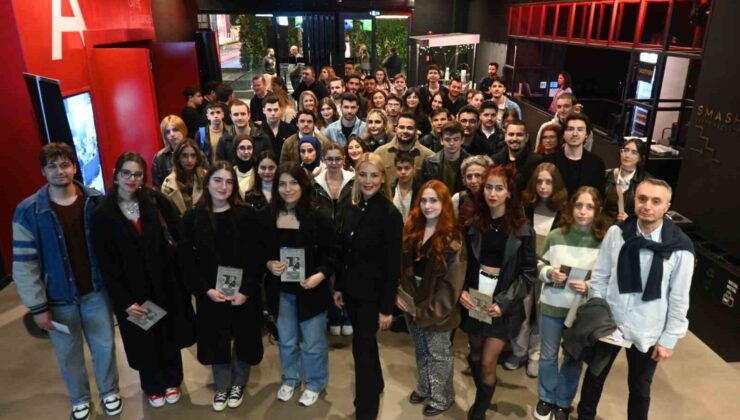 DOSABSİAD’dan üniversite öğrencilerine cumhuriyet etkinliği