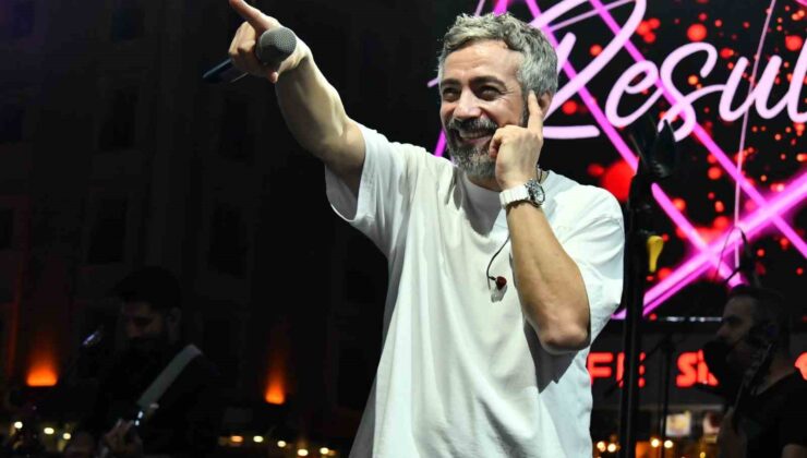 Esenyurt Kardeş Kültürler Festivali, Resul Dindar ile final yaptı