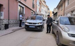 Eski nişanlısının önünü kesip ateş etti