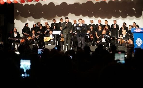 Sındırgı Türk Müziği Topluluğu konser verdi