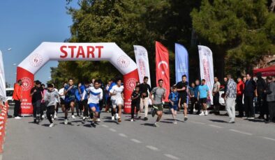 Söğütte 2’inci Cumhuriyet Koşusu gerçekleştirildi