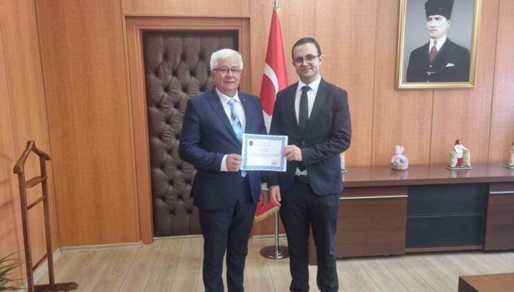 Yangın söndürmede başarılı olan kurum yetkililerine teşekkür belgesi