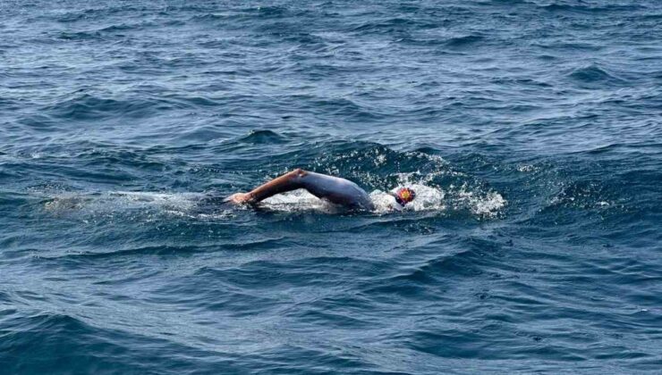 59 yaşındaki Türk, ultra maraton yüzücüsü olarak ilkler arasına girdi