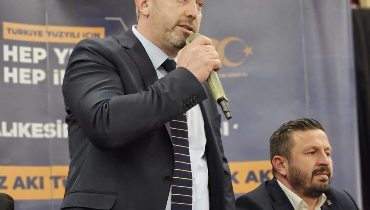 AK Parti Karesi İlçe Başkanlığı, 8. Olağan Kongre Öncesi Delege Üyeleri ile Buluştu
