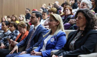 Bakırköy Belediyesi Kadına yönelik şiddete karşı konferans düzenledi