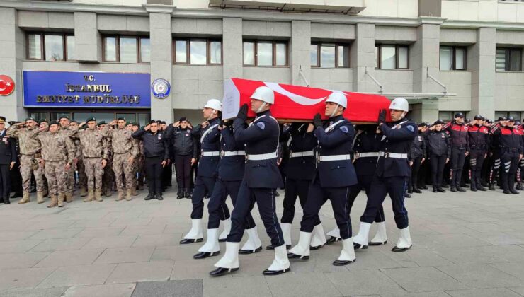 Bakırköy’de kazaya müdahale ederken şehit olan polis memuru için tören düzenlendi