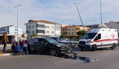 Bandırma’da trafik kazası: 3 yaralı