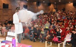 Bilim gösterisi büyük ilgi gördü