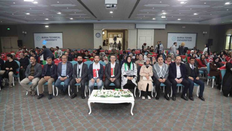 BTÜ’de şiirler Filistin için okundu