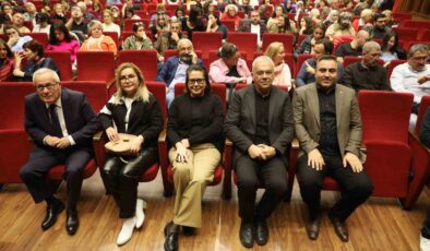 Bursa’da Atatürk’ün sevdiği şarkılar seslendirildi