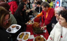 Çanakkale’de 101 anne üniversite öğrencileri için ev yemekleri hazırladı