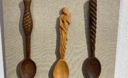 El emeği ve hayal gücüyle şekillenen kaşıklar doğallığıyla göz dolduruyor