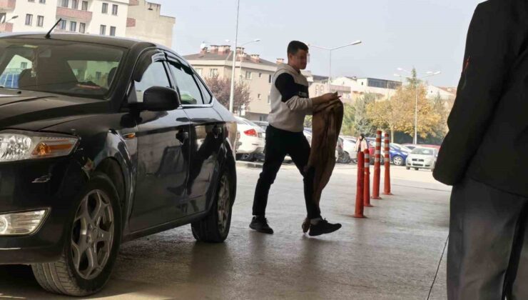 Elini makineye kaptıran işçinin parmağı koptu