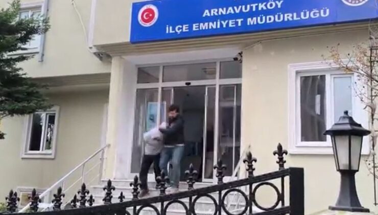 İstanbul ticari taksi sürücünü silahla tehdit eden şahıs yakalandı