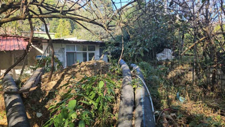 İstanbul’un göbeğinde 60 yıllık atık su sorunu vatandaşı çileden çıkardı