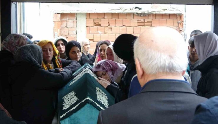 Küçükçekmece’de maganda kurşunuyla hayatını kaybeden genç toprağa verildi