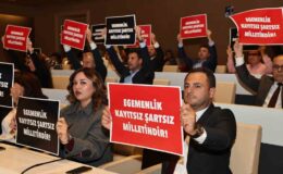 Nilüfer Belediye Meclisi’nde kayyım protestosu