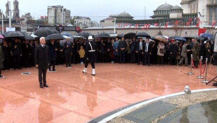 Taksim Meydanı’nda Atatürk anması