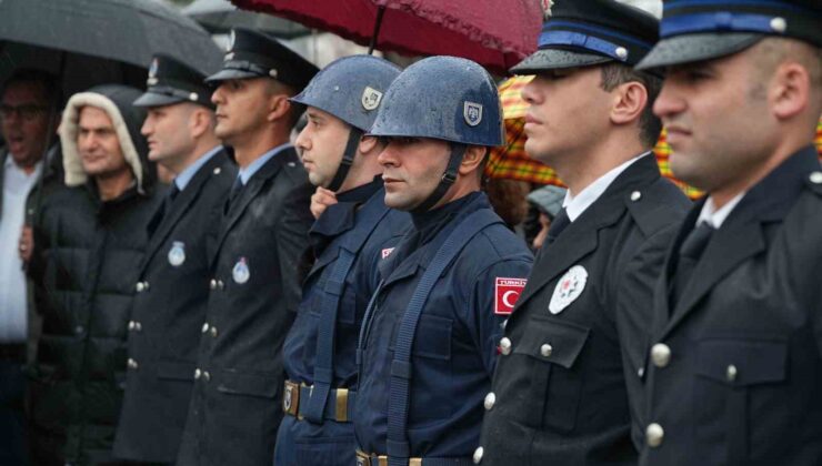 Üsküdar’da 10 Kasım’da “Ata’ya saygı zinciri” oluşturuldu