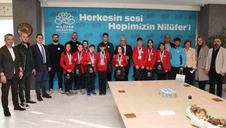 Başkan Şadi Özdemir başarılı sporcuları ağırladı