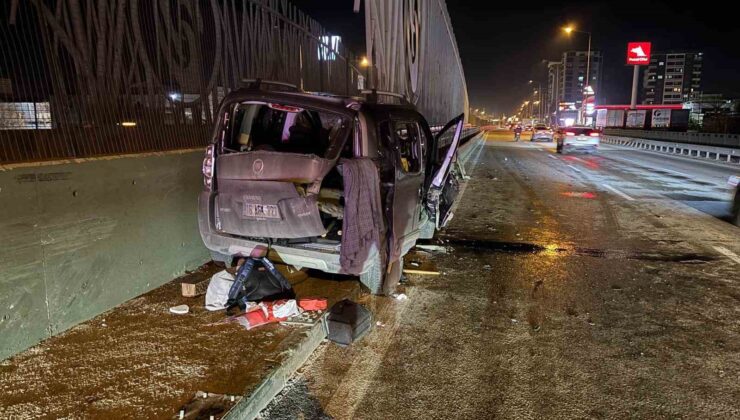 Bursa’da kontrolden çıkan otomobil bariyerlere ok gibi saplandı: 1 yaralı