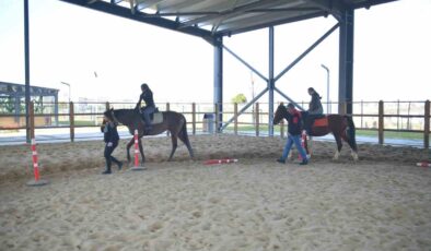 Esenyurtlulardan atlı sporlara yoğun ilgi