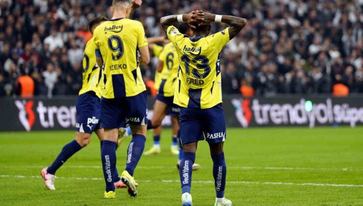 Fenerbahçe ligin ilk yarısında geçtiğimiz sezonun gerisinde kaldı