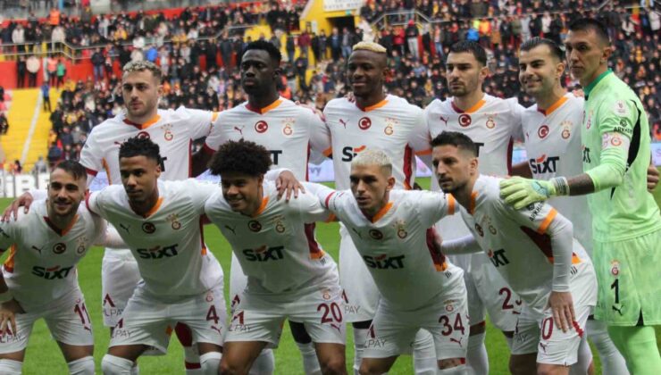 Galatasaray’da 3 değişiklik