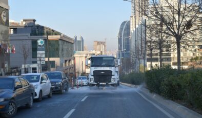 Herkes uyurken onlar kenti güne hazırlıyor