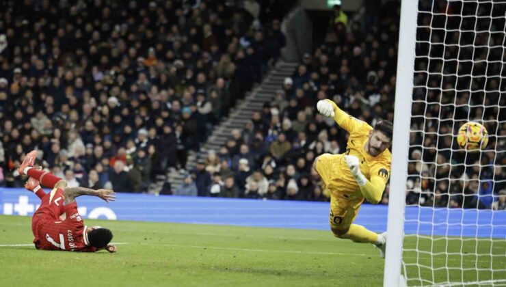 Liverpool, Tottenham engelini 6 golle aştı