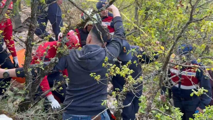 Papa’nın geleceğini duyan defineciler İznik’e dadandı