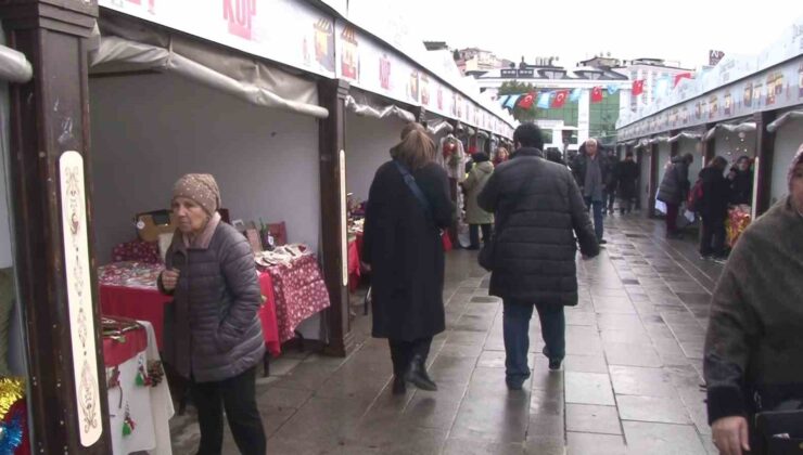 Üsküdar’da kadın el emeği ürünler yılbaşı pazarında satışa çıktı