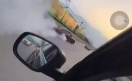 Adeta asfaltı ağlattı…Akan trafikte drift atarak ilerledi