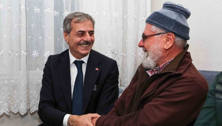 Başkan Alemdar hanelere misafir oldu, görevi başında olan ekipleri ziyaret etti