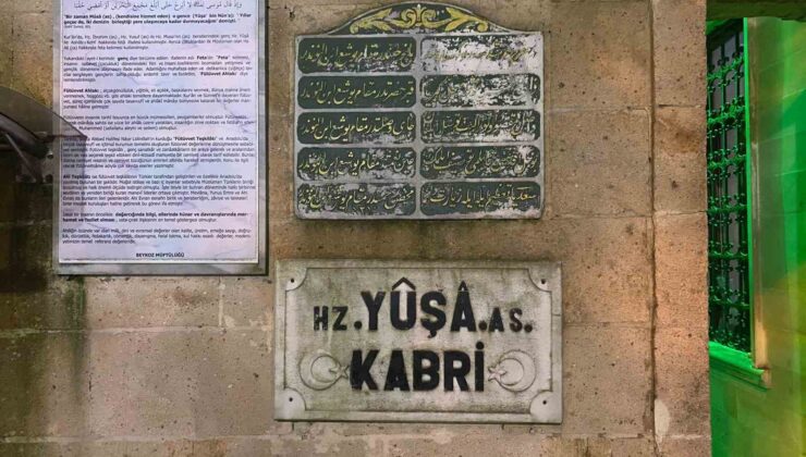 Beykoz’daki Hz. Yuşa Türbesi’nde Regaip Kandili yoğunluğu