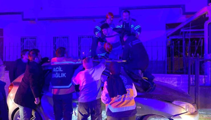 Bursa’da 2 otomobil çarpıştı: 3 yaralı