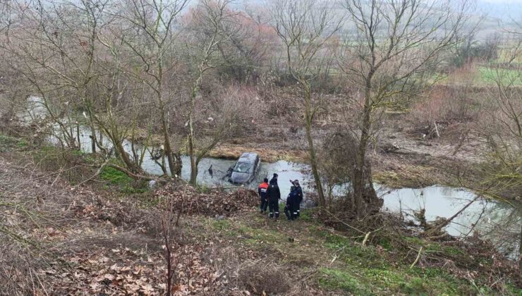 Çanakkale’de araç çaya uçtu: 1 yaralı, 1 kayıp