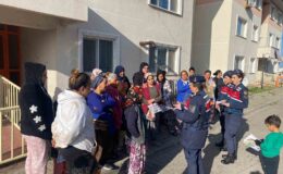 Çanakkale’de jandarma, erken yaşta evliliklerin önlenmesi ve kadına yönelik şiddetle mücadele için sahada