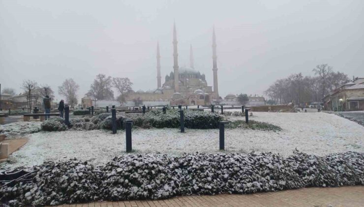 Edirne’de kar yağışı