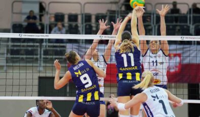 Fenerbahçe Medicana, CEV Şampiyonlar Ligi’nde çeyrek finali garantiledi