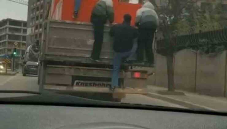 Gençlerin tehlikeli yolculuğu kamerada