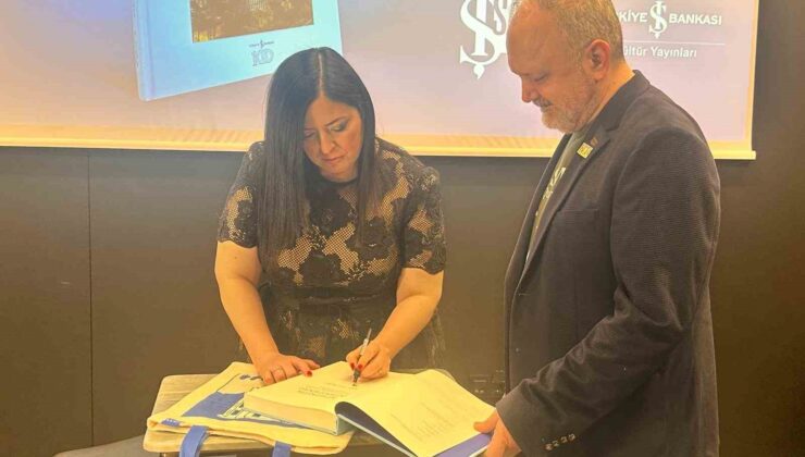 İş Bankası binalarının asırlık hikayesi okuyucuyla buluştu